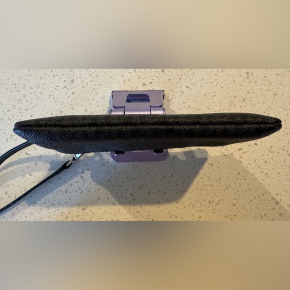 Michael Kors black Wristlet wallet - Picture 5 of 7